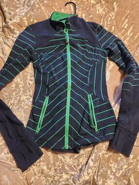 Lululemon Forme Jacket
